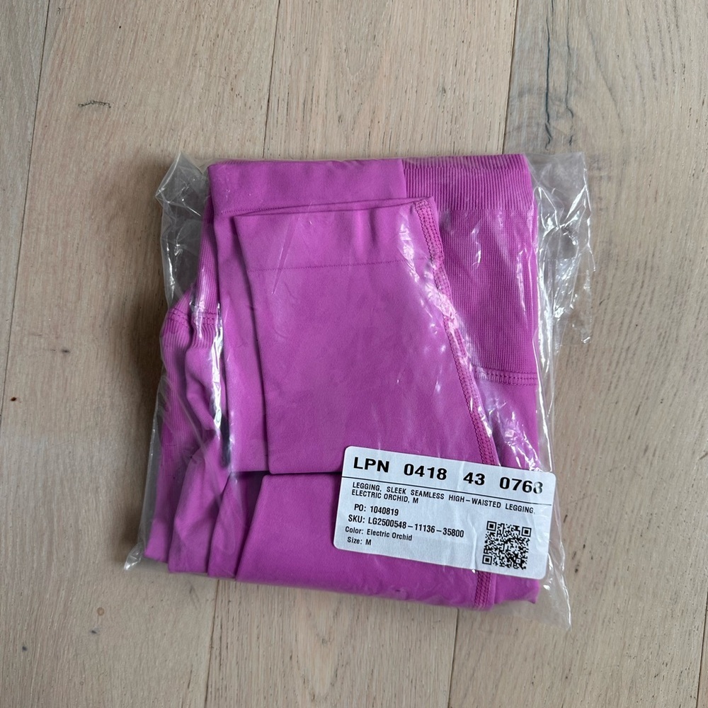 Fabletics Leggings - Picture 4 of 4